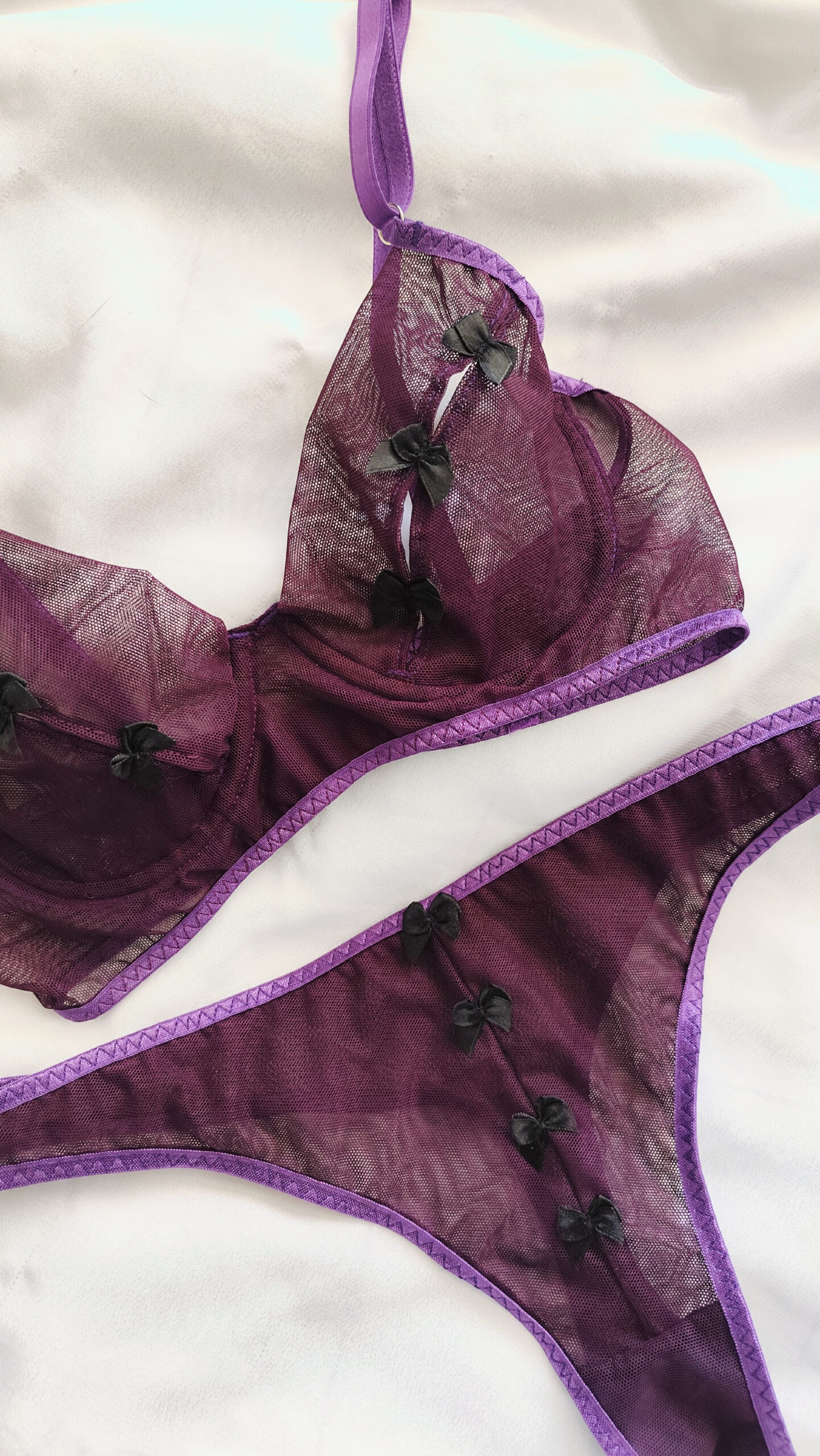 conjunto Lencería Anyan Chile bougainvillea malla morada